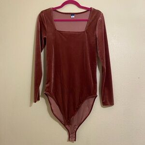 old navy purple velvet bodysuit🔮